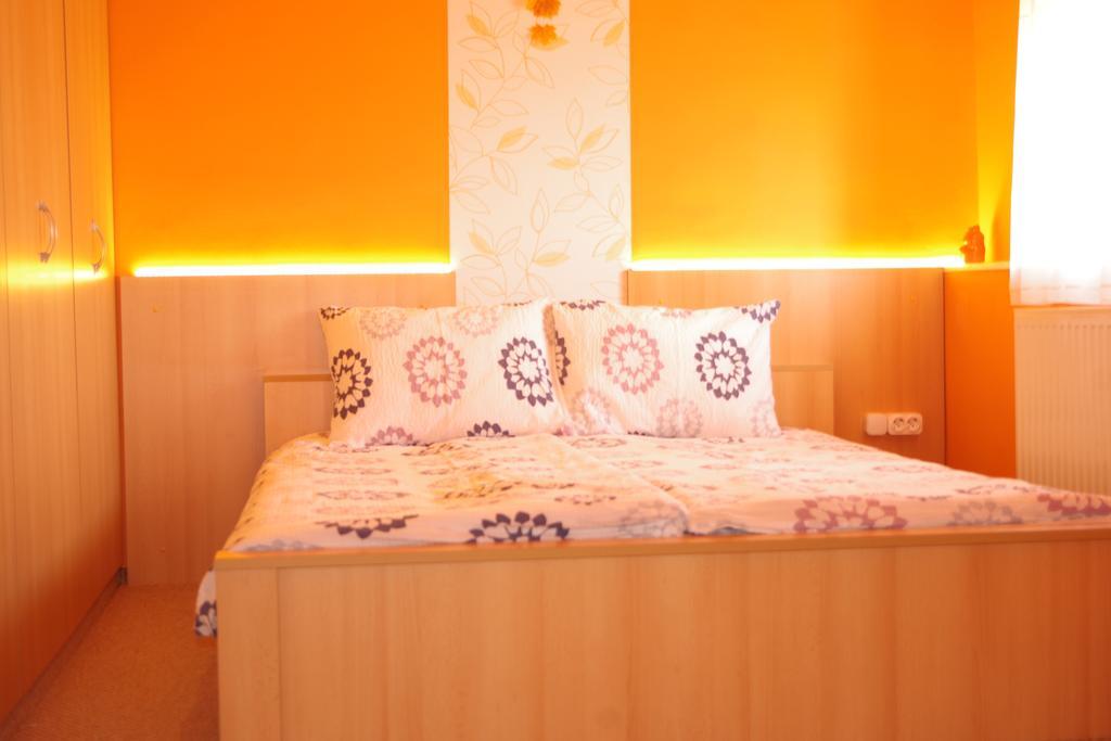 Bors Apartman Szeged Ngoại thất bức ảnh